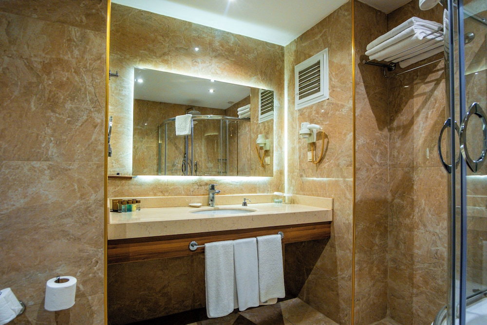 Hotel Inegol Royal