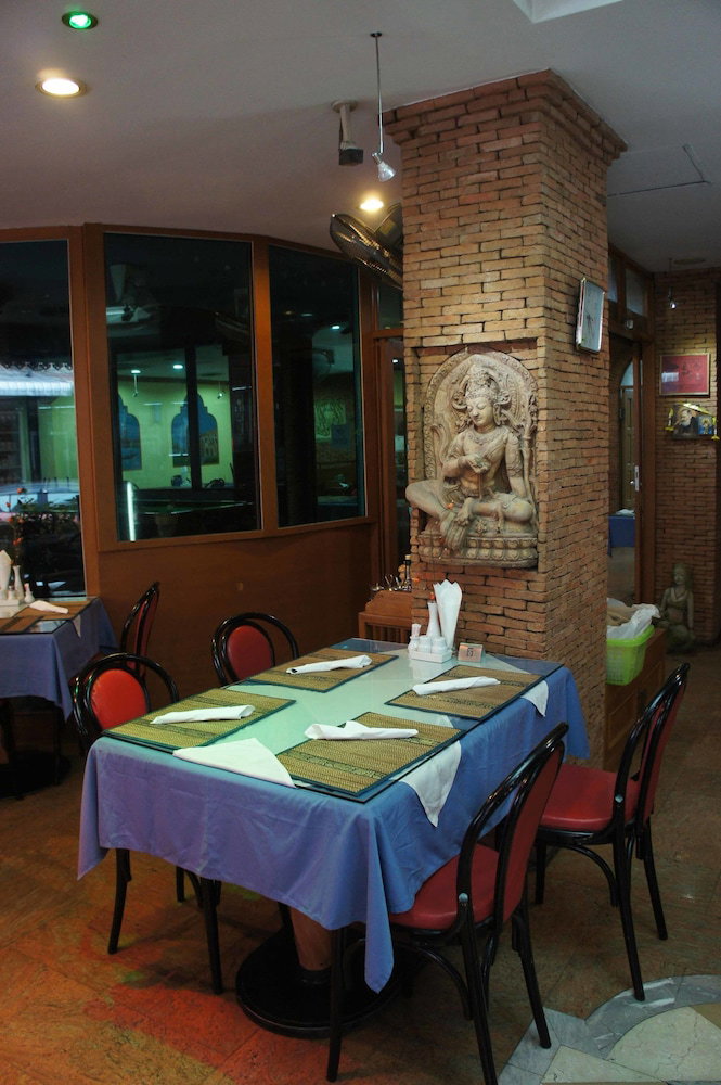 Hotel Max Residence