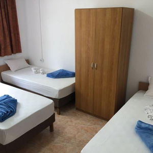 Hotel Sea Breeze Hostel cazare Costinesti