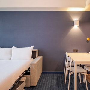 Hotel Holiday Inn Express & Suites Ghent By Ihg cazare Gent