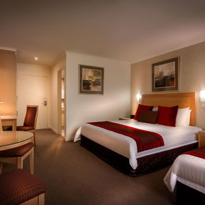 Hotel Best Western Plus Travel Inn Carlton cazare Melbourne