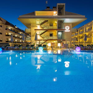 Hotel Odissea Park Aparthotel cazare Santa Susanna