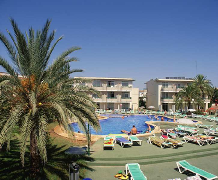 Hotel Apartamentos Club Sa Coma