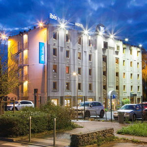 Hotel Ibis Budget Chilly Mazarin Les Champarts cazare Chilly-Mazarin