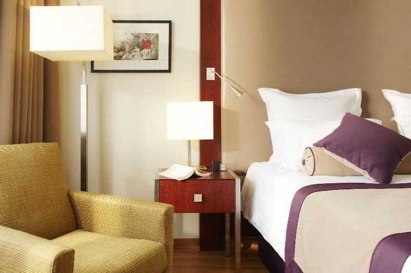 Clarion Paris Cdg Airport