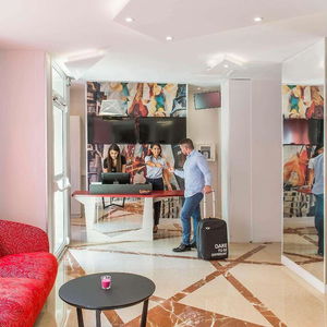 Hotel Mercure Paris Pont De Levallois Neuilly Hotel cazare Levallois-Perret
