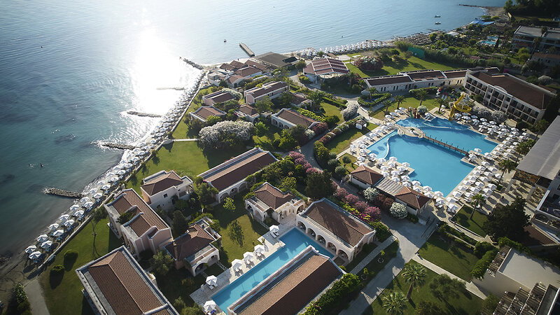 dal travel Roda Beach Resort & Spa