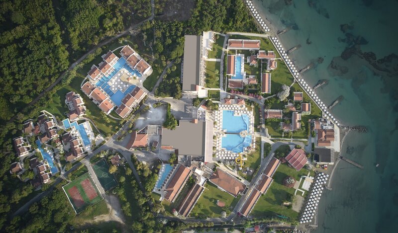 dal travel Roda Beach Resort & Spa