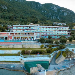 Hotel Corfu Maris Bellos Hotel cazare Benitses