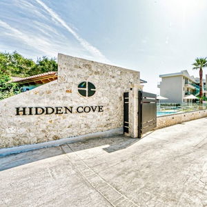 Hotel Hidden Cove cazare Corfu Town