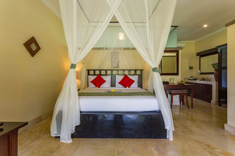 Anini Raka Resort & Spa