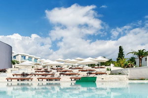 Hotel Alexandra Elegance Bridging Generations cazare Potos