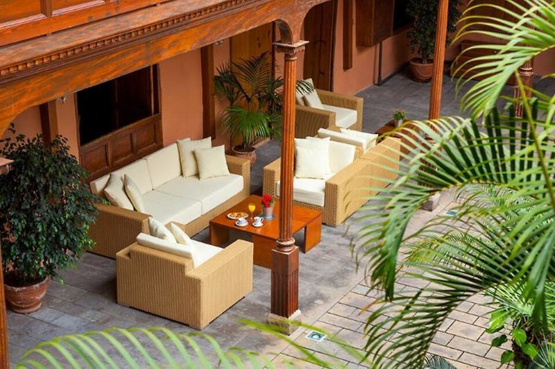 La Quinta Roja
