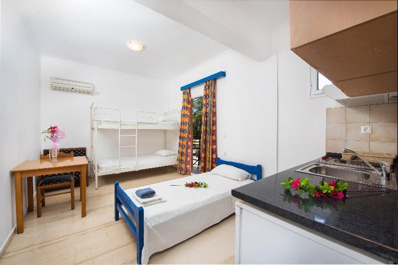 dal travel Aquarius Beach Eco-Hotel