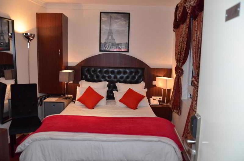 Hotel Regina Montmartre