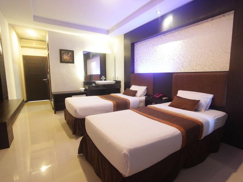 Hotel Taman Agung Beach