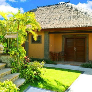 Sejur Nirmala Hotel & Bungalow Jimbaran vacanta Jimbaran