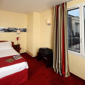 Hotel L'elysée Val D'europe cazare Serris