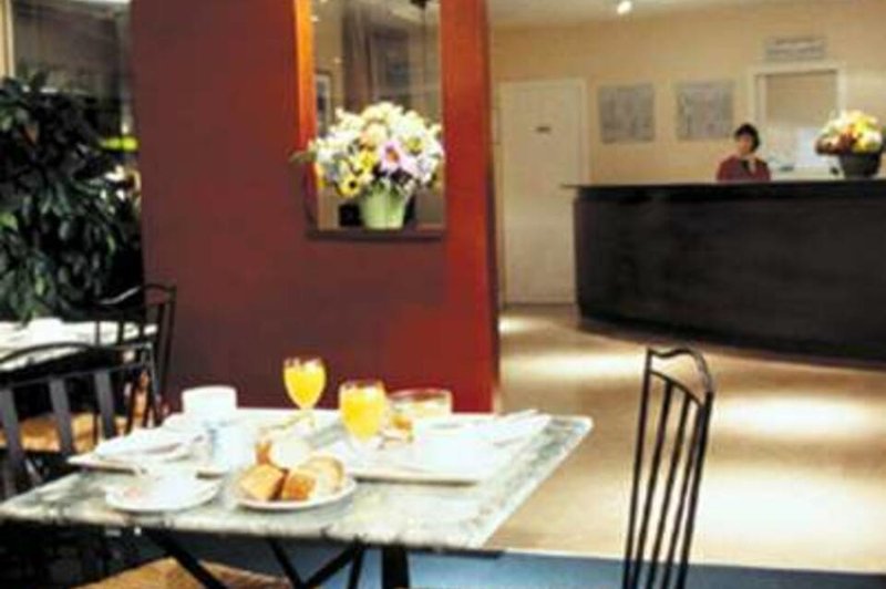 Greet Hotel Boulogne Billancourt Paris