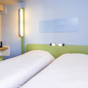 Hotel Ibis Budget Courbevoie Paris La Défense 1 cazare Courbevoie