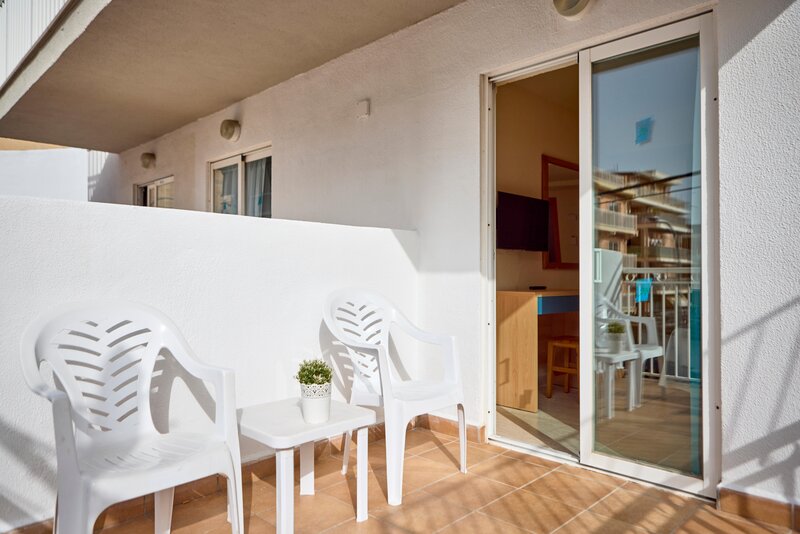 Ahoi! Urban Beach Hotel
