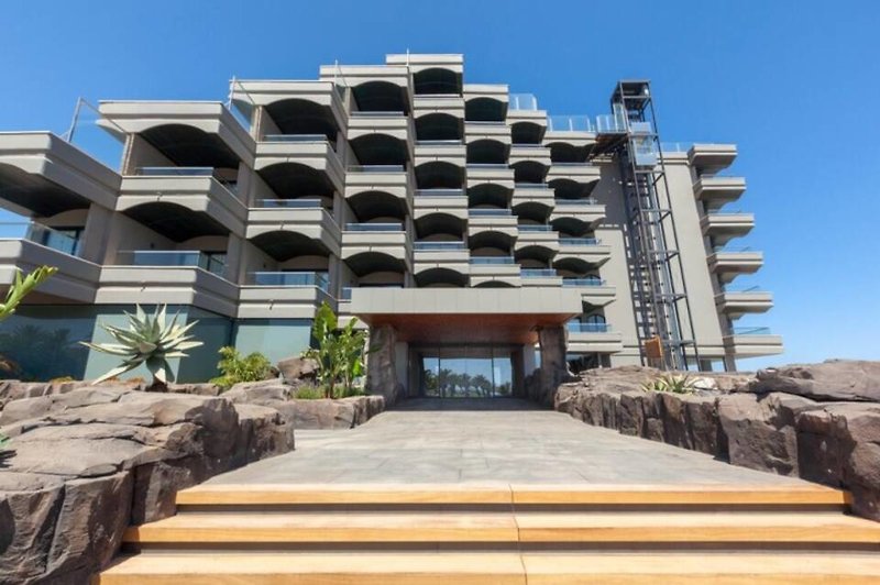Hotel Faro, A Lopesan Collection Hotel