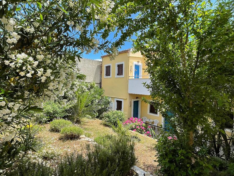 Sunflower Apartments & Studios