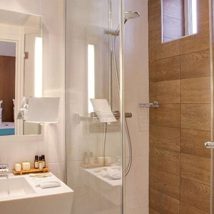 Sejur Best Western Plus 61 Paris Nation Hôtel vacanta Paris