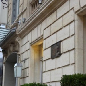 Sejur Hotel De Sers vacanta Paris