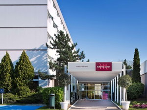 Hotel Mercure Paris Le Bourget cazare Le Blanc-Mesnil