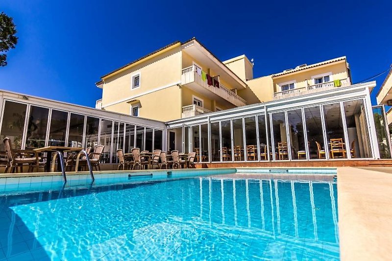 Bluewater Hotel