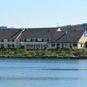 Sejur Logis Hôtel Des Lacs vacanta Viry-Chatillon