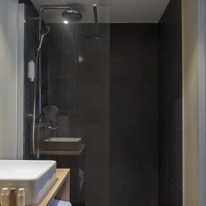 Hotel 37 Lodge Courbevoie La Défense cazare Courbevoie