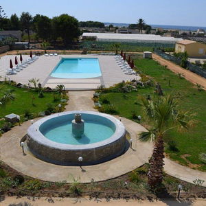 Hotel Case Vacanza Torre Lupa cazare Marsala