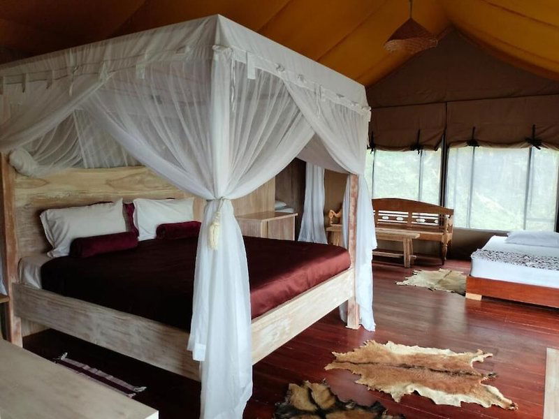 Hotel Sang Giri - Mountain Glamping Camp