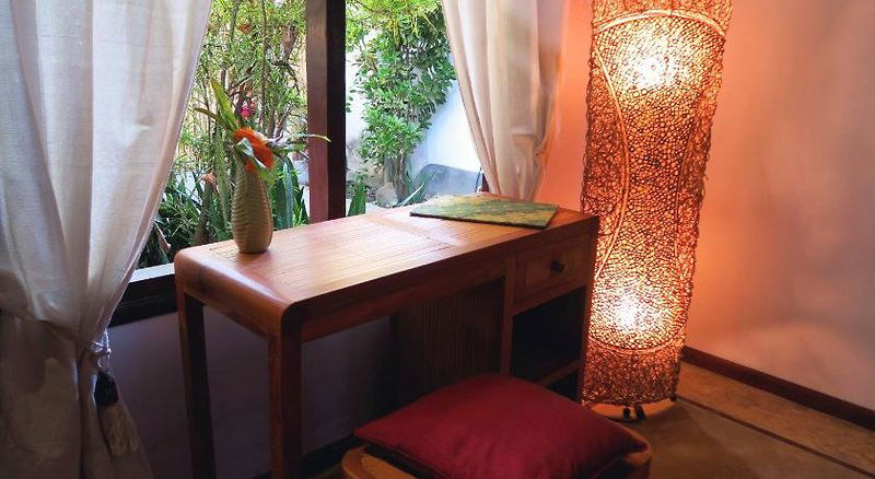 Hotel Cili Emas Oceanside Resort