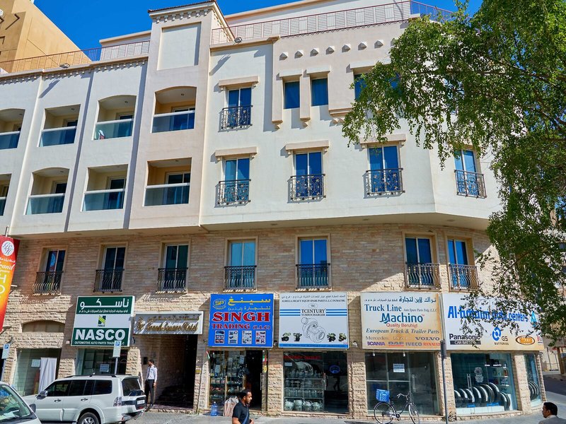 Grand Square Hotel