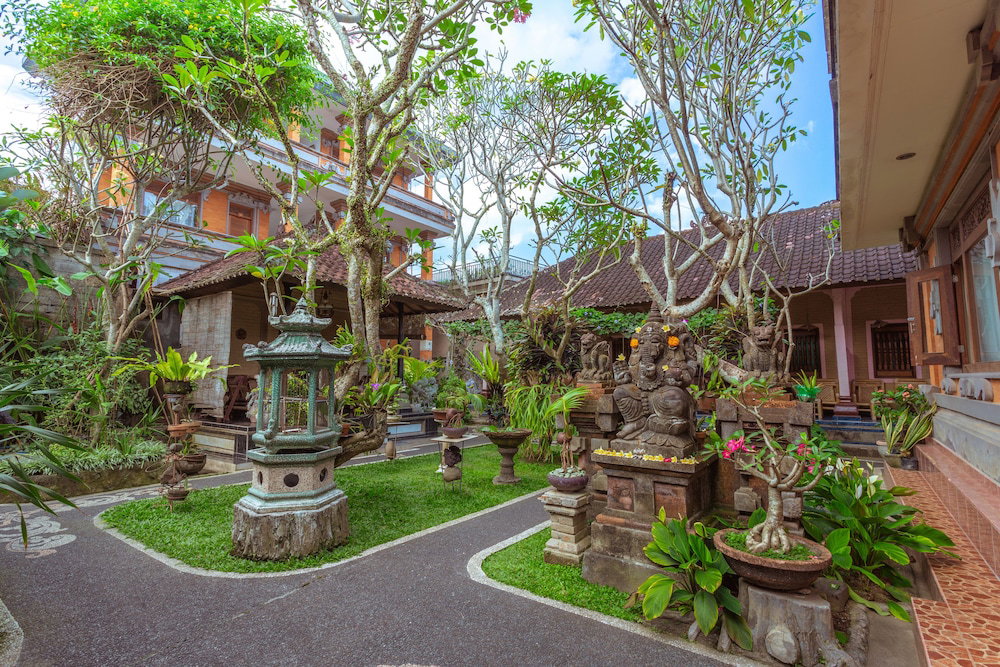 Hotel Teba House