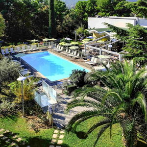 Hotel Hôtel Novotel Marseille Est cazare Marseille