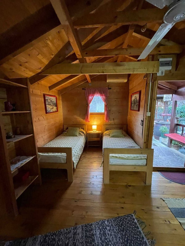 Eco Houses Drvljanik Buljarica