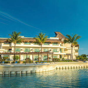 Hotel Hotel Bluebay Grand Esmeralda cazare Playa del Carmen