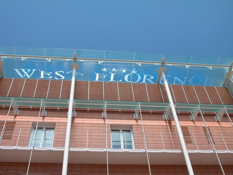 Hotel West Florence
