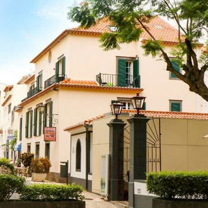 Hotel Amparo cazare Machico