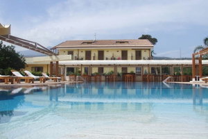 Hotel La Terra Dei Sogni cazare Fiumefreddo Sicilia