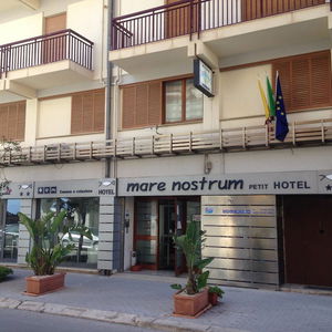 Sejur Mare Nostrum Petit Hotel vacanta Pozzallo