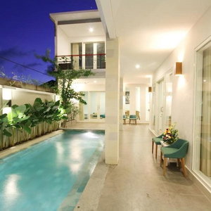 Hotel Apple Suite Apartment cazare Kerobokan