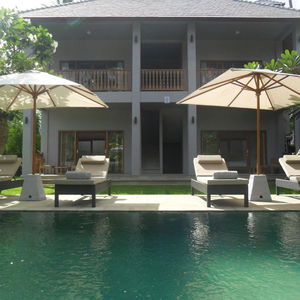 Hotel Ju'blu Hotel cazare Lovina Beach