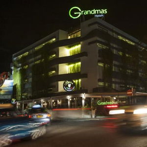 Hotel Grandmas Plus Hotel Legian cazare Legian