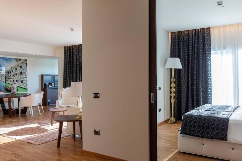 Hotel Courtyard By Marriott Venice Airport