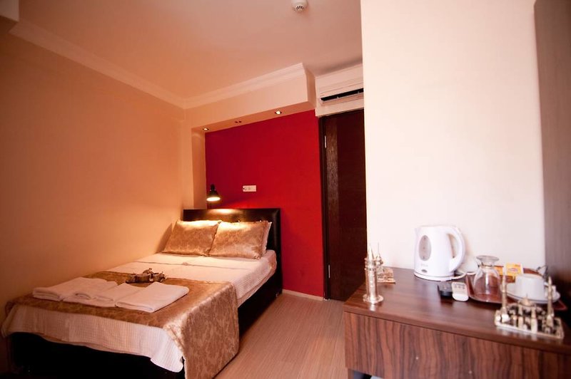 Magnificent Hotel